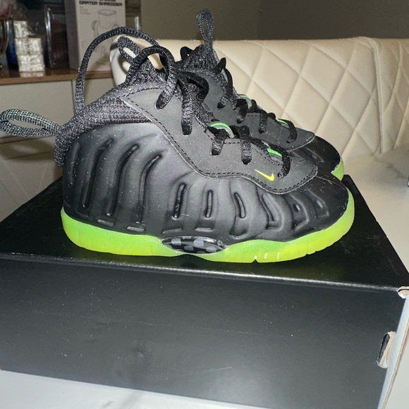 Nike Little Posite One 5c